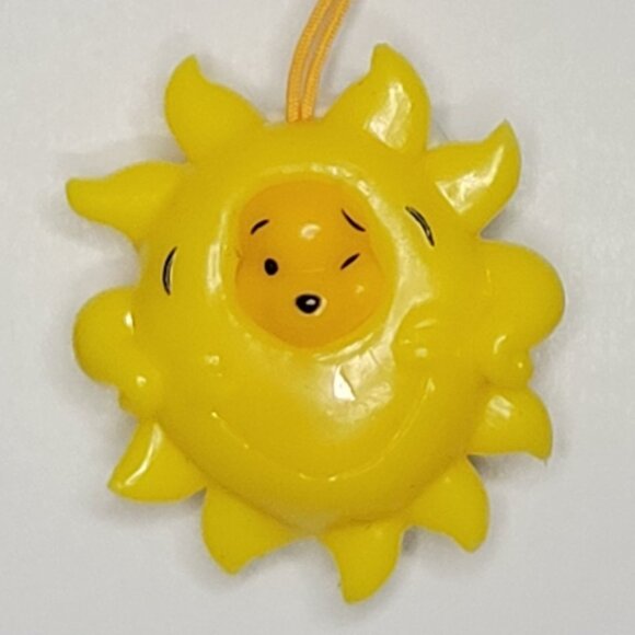Winnie Pooh Peek-a-Pooh #14 Summer Splash Complete Series of 8 Keychain Danglers - Picture 12 of 13